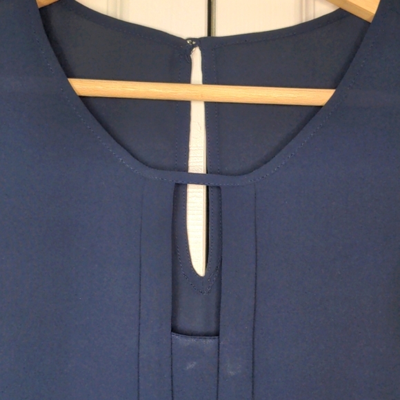 Navy Lightly Sheer Pleat Front Tank Top - Picture 2 of 6